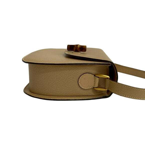 GUCCI Cream Leather Bamboo Pochette Shoulder Bag - Picture 6 of 10